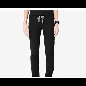 Figs skinny scrub pants black